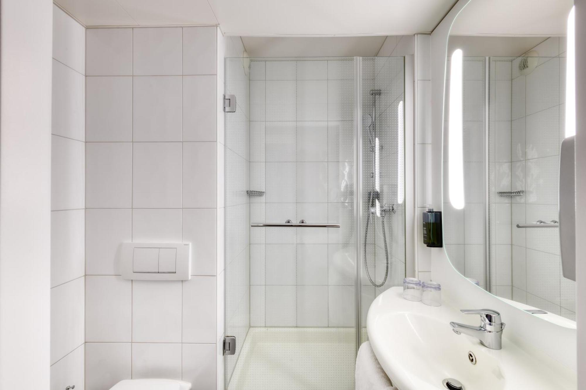 Standard Double Room,1281562387:JPEG
